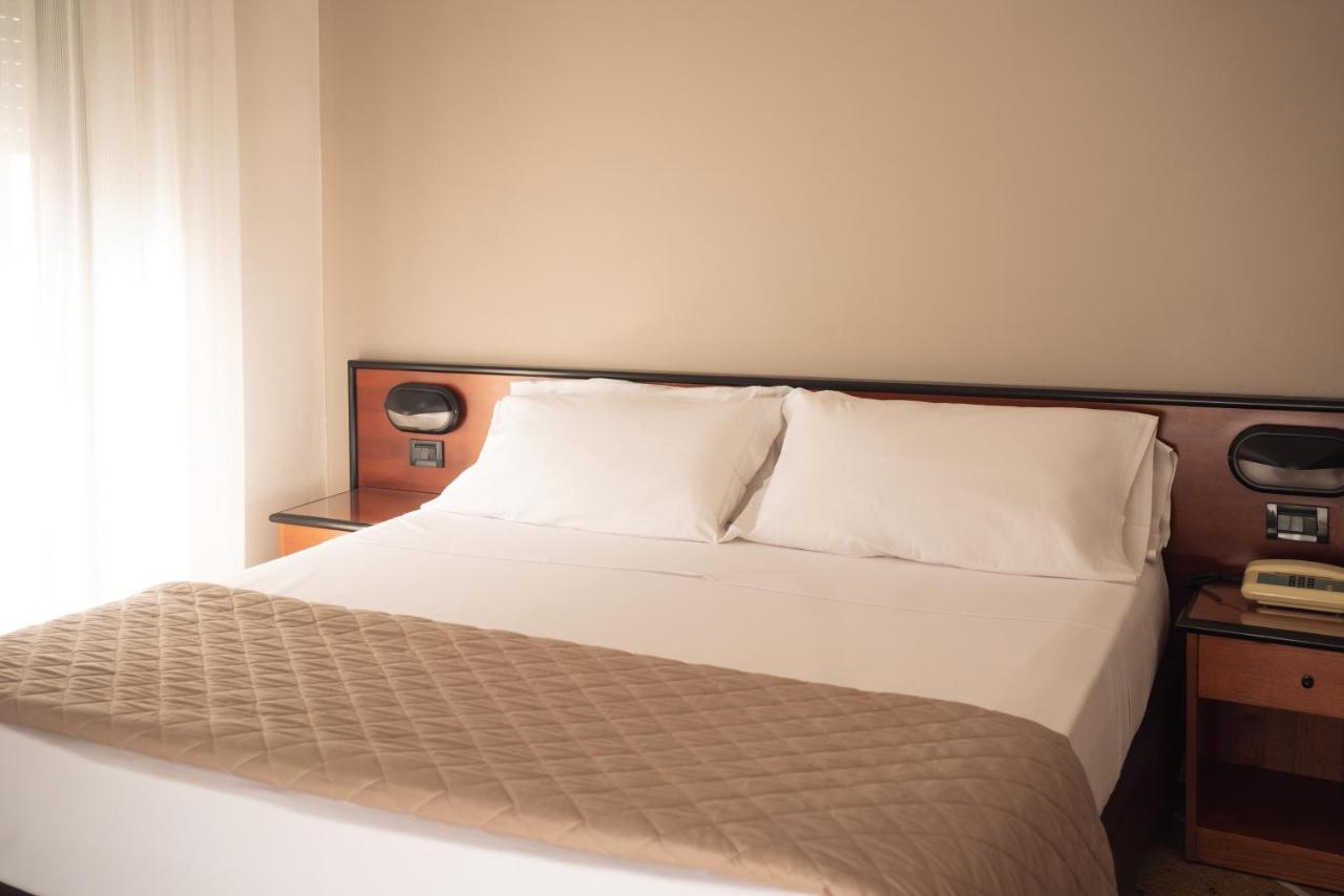 Lime Hotel Rimini Kültér fotó